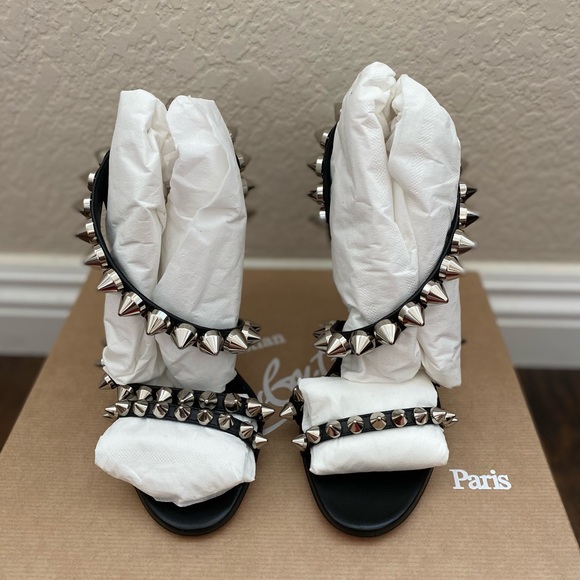 DS CHRISTIAN LOUBOUTIN SPIKITA STRAP 100 size 37 (6.5 US) black - Picture 4 of 9